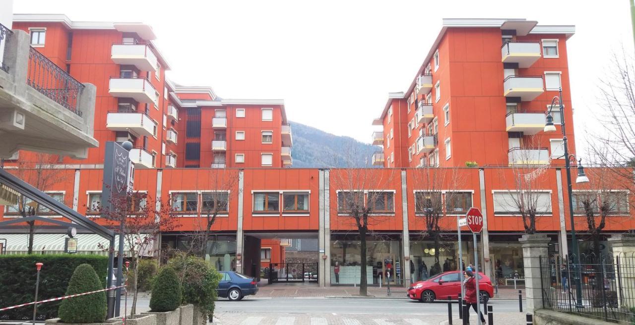 Lucini Ai Portici C Tirano Exterior foto